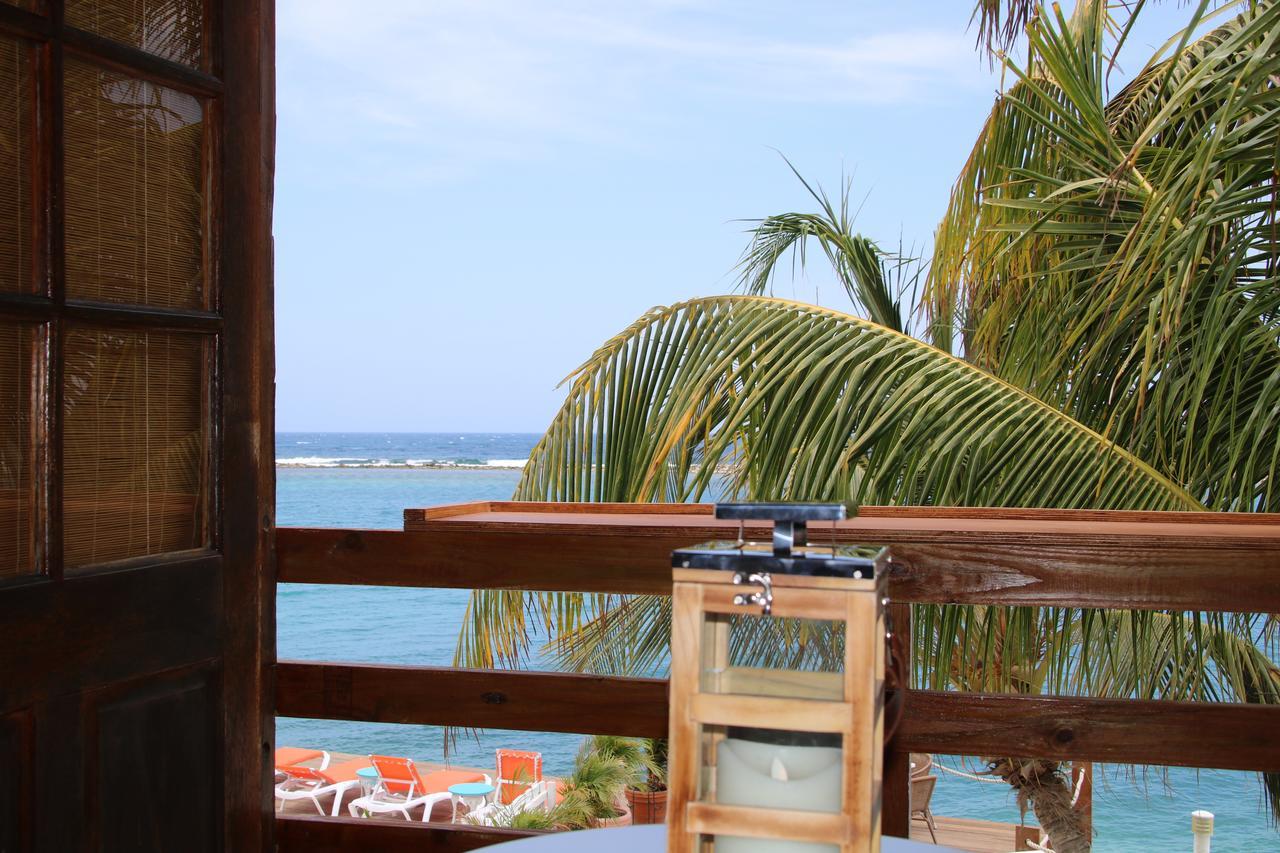 Coral Reef Beach Savaneta Екстер'єр фото